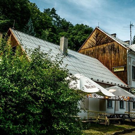Penzion Pod Houskou Blatce Exterior foto