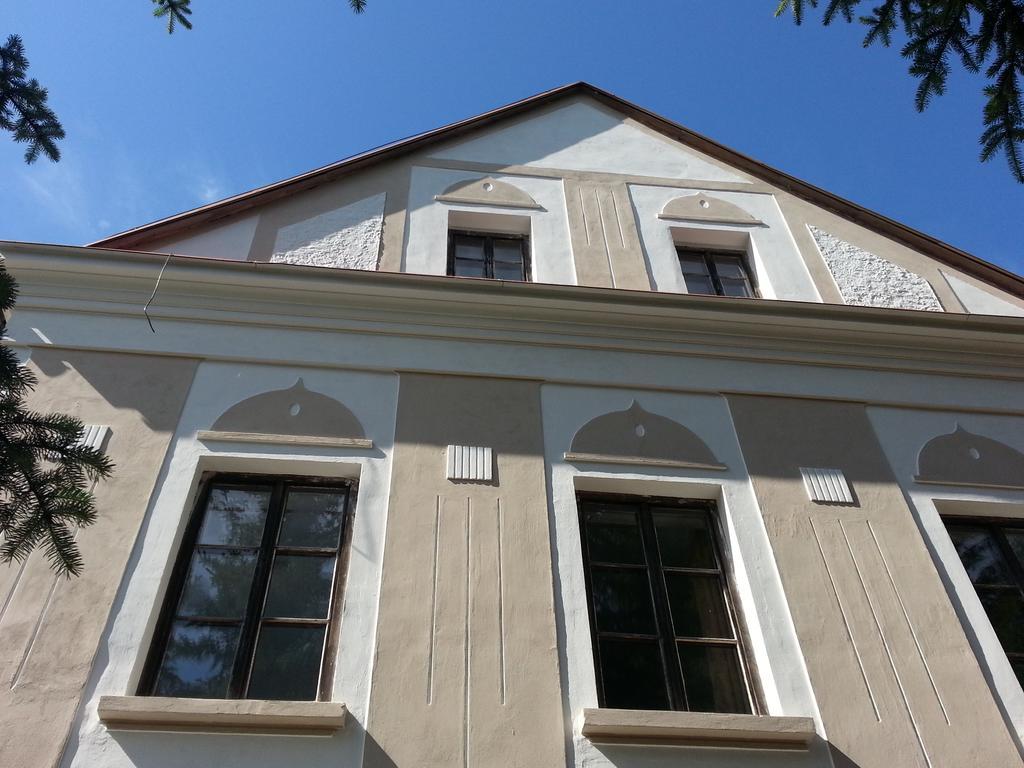 Penzion Pod Houskou Blatce Exterior foto